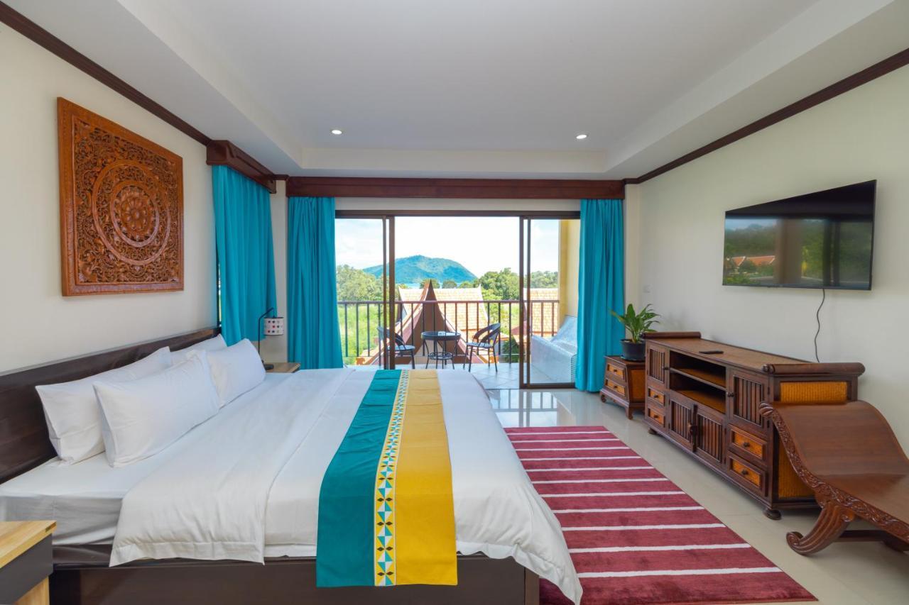 Phuket Kana International Hotel普吉岛卡娜国际酒店 Rawai Exteriör bild