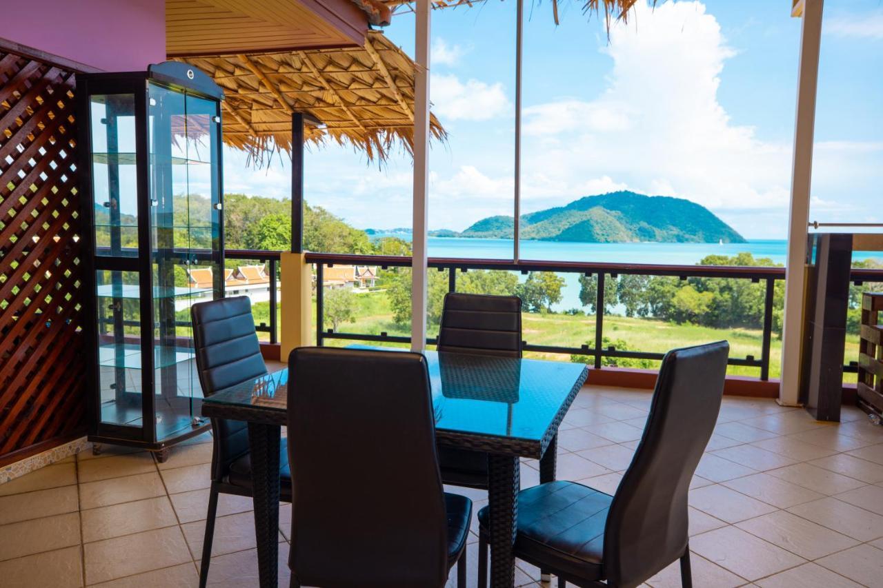 Phuket Kana International Hotel普吉岛卡娜国际酒店 Rawai Exteriör bild