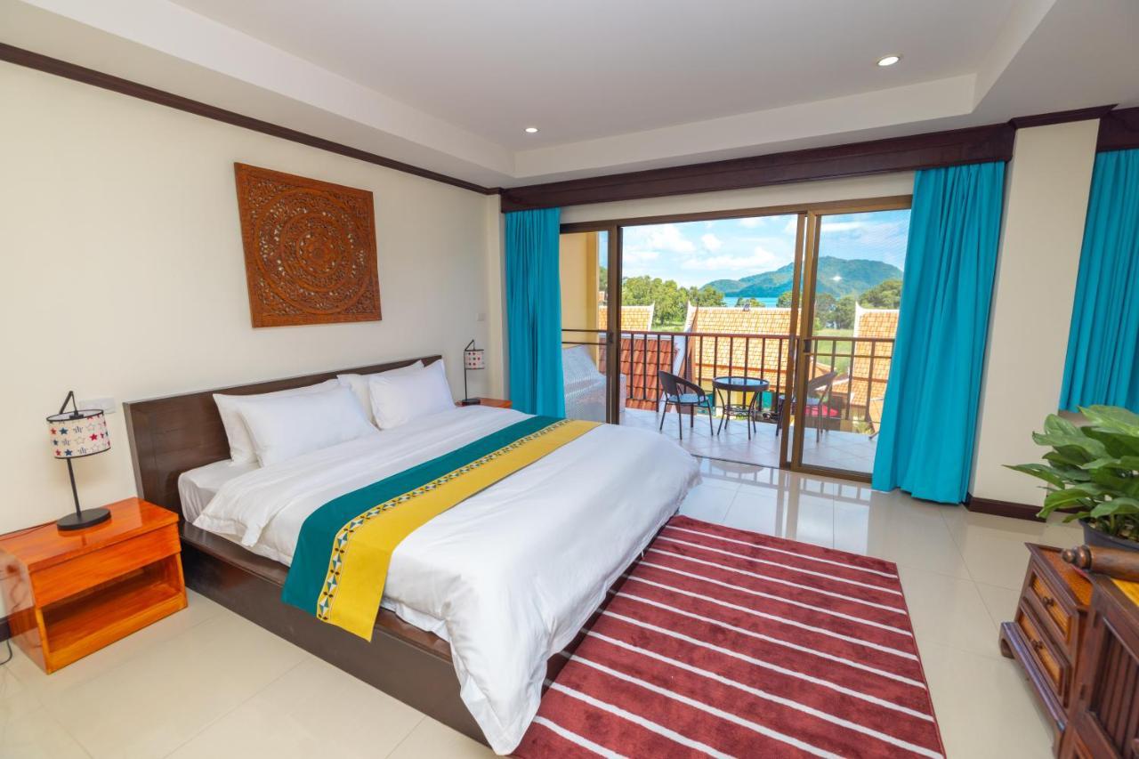 Phuket Kana International Hotel普吉岛卡娜国际酒店 Rawai Exteriör bild