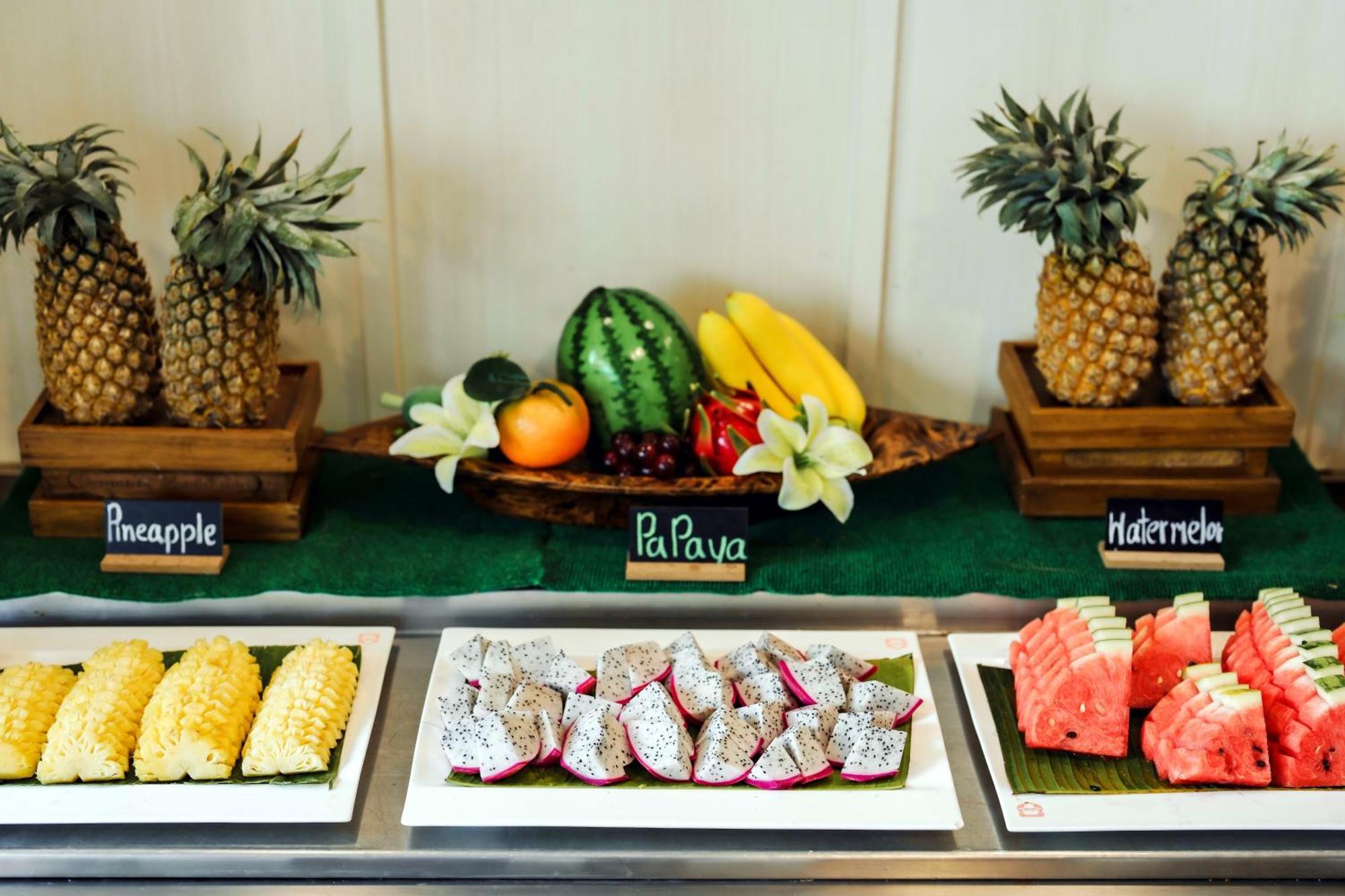 Phuket Kana International Hotel普吉岛卡娜国际酒店 Rawai Exteriör bild
