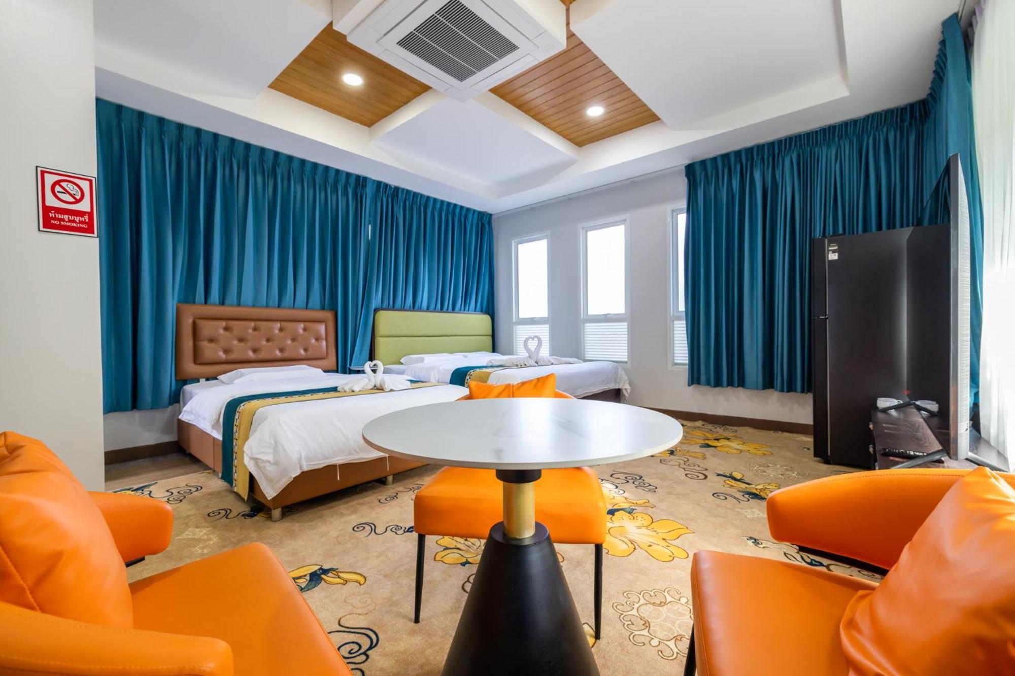 Phuket Kana International Hotel普吉岛卡娜国际酒店 Rawai Exteriör bild