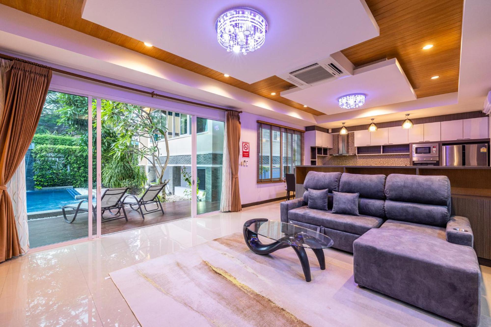 Phuket Kana International Hotel普吉岛卡娜国际酒店 Rawai Exteriör bild